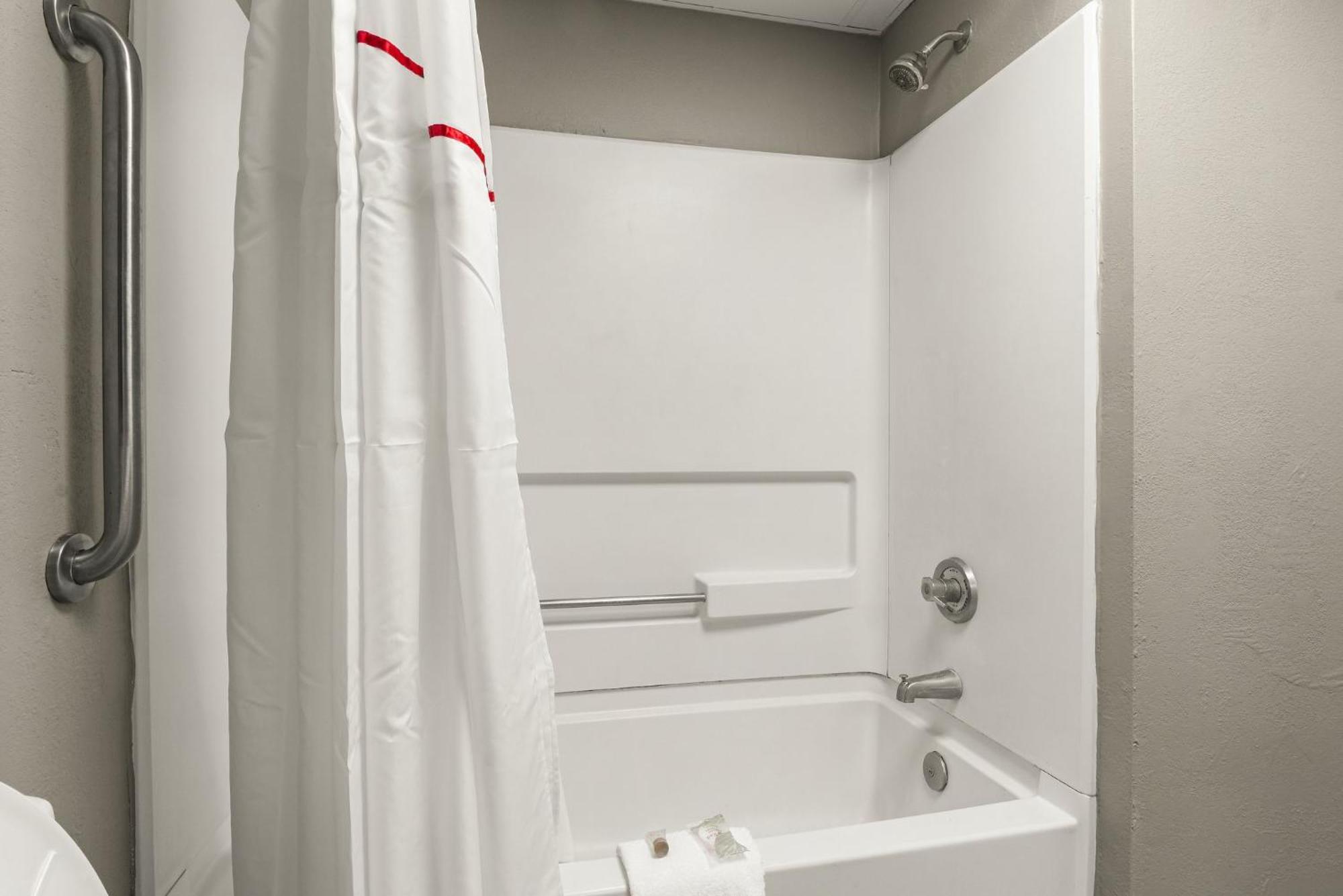 Red Roof Inn Washington, Nc Екстериор снимка